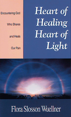 Imagen de archivo de Heart of Healing, Heart of Light: Encountering God, Who Shares and Heals Our Pain a la venta por ThriftBooks-Atlanta