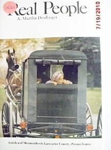 Stock image for Real People: Amish and Mennonites in Lancaster County, Pennsylvania for sale by ThriftBooks-Dallas