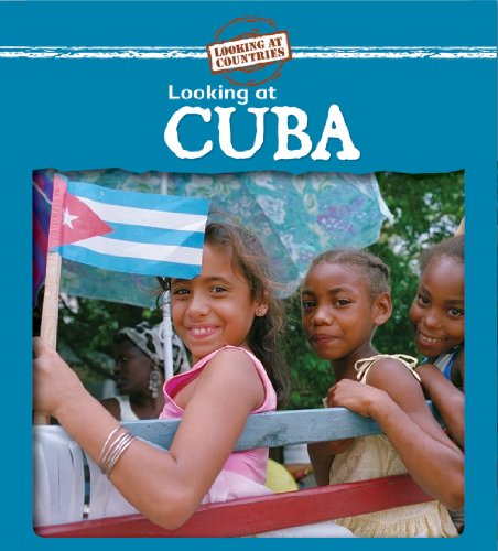 Imagen de archivo de Looking at Cuba a la venta por Better World Books: West