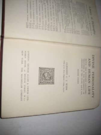 Imagen de archivo de Divine Personality and Human Life [Gifford Lectures 1918 and 1919, Second Course] a la venta por Windows Booksellers