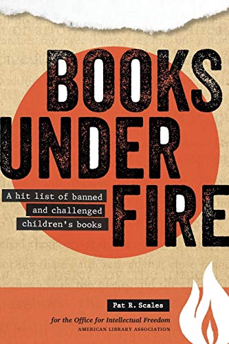 Beispielbild fr Books under Fire : A Hit List of Banned and Challenged Children's Books zum Verkauf von Better World Books