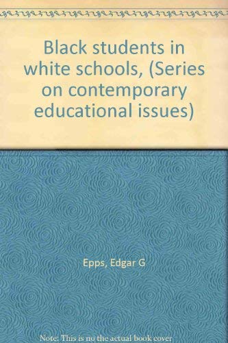 Imagen de archivo de Black Students in White Schools a la venta por Better World Books