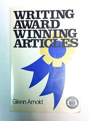 9780840756824: Title: Writing award winning articles