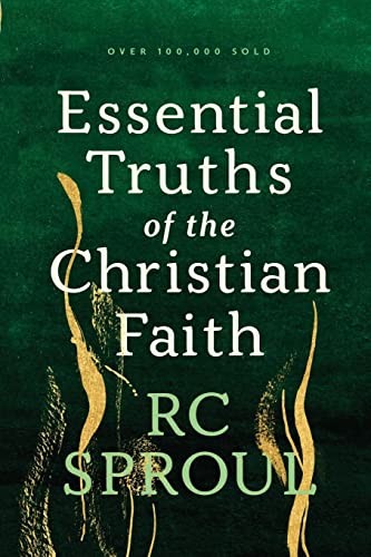 Imagen de archivo de Essential Truths of the Christian Faith a la venta por KuleliBooks