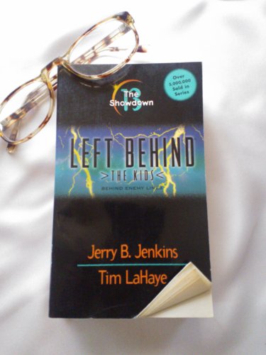 9780842342940: The Showdown (Left Behind: The Kids #13)