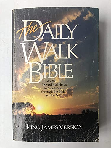 The New Daily Walk Bible (9780842379236) by Hoover, John