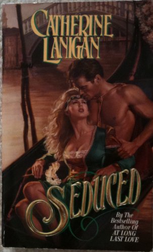 Imagen de archivo de Seduced a la venta por Front Cover Books