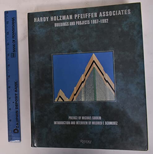 Stock image for Hardy Holzman Pfeiffer Associates: Buildings and Projects 1967-1992 for sale by Powell's Bookstores Chicago, ABAA