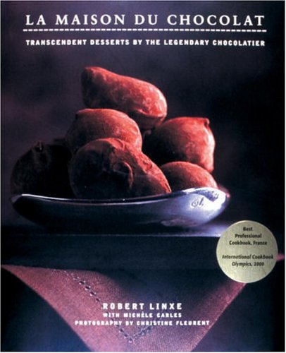 Stock image for La Maison Du Chocolat: Transcendent Desserts by the Legendary Chocolatier for sale by ThriftBooks-Atlanta