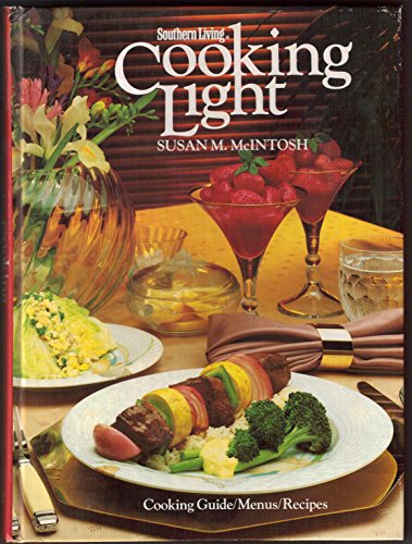 Imagen de archivo de Southern Living Cooking Light a la venta por Gulf Coast Books
