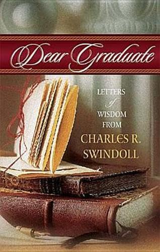 Imagen de archivo de Dear Graduate a la venta por BookHolders