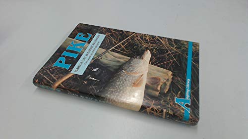 Stock image for PIKE. By Martin Gay and Barrie Rickards. Angling Library Volume 1. for sale by Coch-y-Bonddu Books Ltd