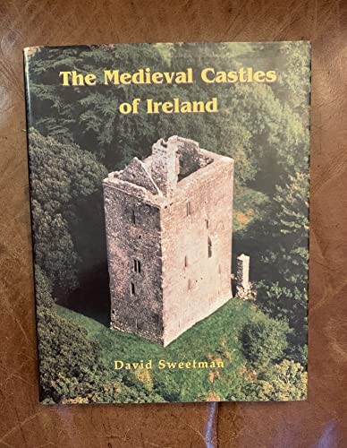 9780851157887: Medieval Castles of Ireland