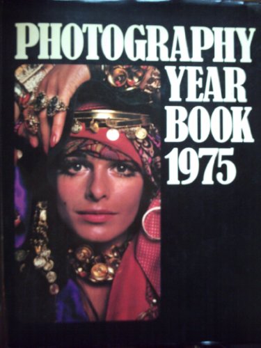 Beispielbild fr Photography Year Book 1975 zum Verkauf von WorldofBooks