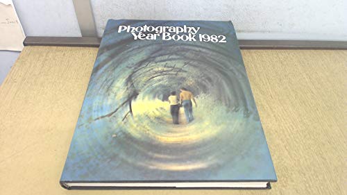 Imagen de archivo de Photography Year Book 1982 a la venta por WorldofBooks