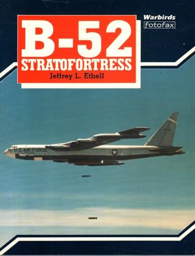 Beispielbild fr B-52 Stratofortress (Warbirds Fotofax) zum Verkauf von WorldofBooks