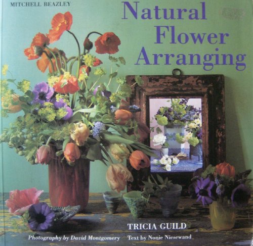 Imagen de archivo de Natural Flower Arranging a la venta por WorldofBooks