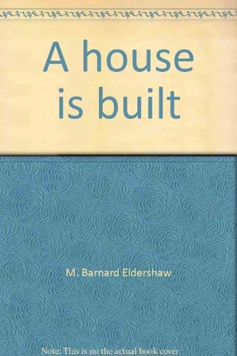 9780855503284: A house is built (Australian classics)