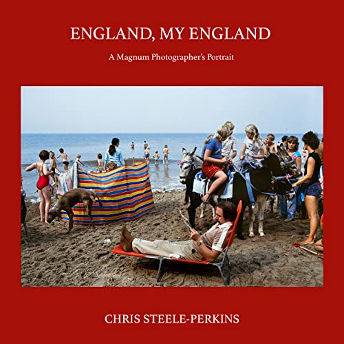 Imagen de archivo de England, My England: A Magnum Photographer's Portrait a la venta por Books Unplugged