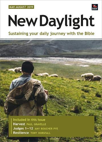 9780857467690: New Daylight May-August 2019: Sustaining your daily journey with the Bible