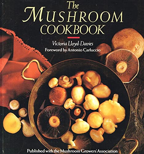 Imagen de archivo de MUSHROOM COOKBOOK a la venta por WorldofBooks