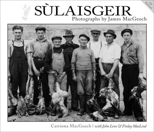 Imagen de archivo de Sulaisgeir: Photographs by James MacGeoch a la venta por WorldofBooks