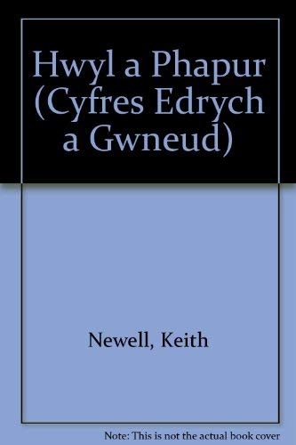 Stock image for Hwyl a Phapur (Cyfres Edrych a Gwneud) for sale by Revaluation Books