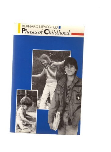 Imagen de archivo de Phases of Childhood a la venta por Better World Books