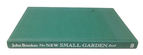 9780863183485: New Small Garden