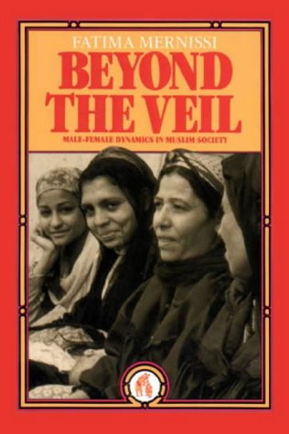 Imagen de archivo de Beyond the Veil: Male-female Dynamics in Muslim Society a la venta por Wonder Book