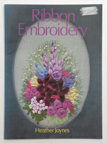 Beispielbild fr Ribbon Embroidery zum Verkauf von ThriftBooks-Atlanta