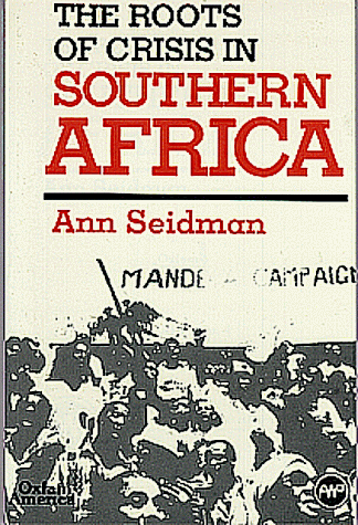 Beispielbild fr Roots of Crisis in Southern Africa zum Verkauf von Ammareal