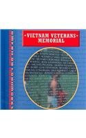 9780865935495: Vietnam Veterans Memorial (American Landmarks)