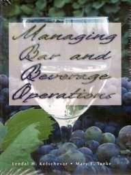 9780866121132: Managing Bar and Beverage Operations