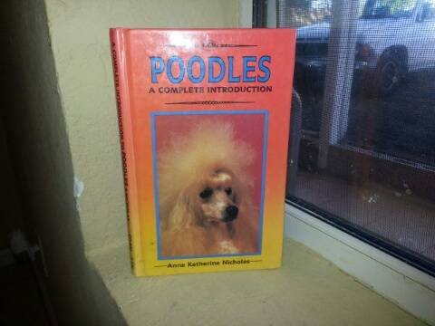 Stock image for A Complete Introduction To Poodles for sale by Half Price Books Inc.