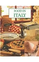 Beispielbild fr Food in Italy zum Verkauf von Better World Books
