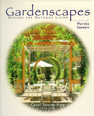 Beispielbild fr Gardenscapes: Designs for Outdoor Living zum Verkauf von ThriftBooks-Dallas