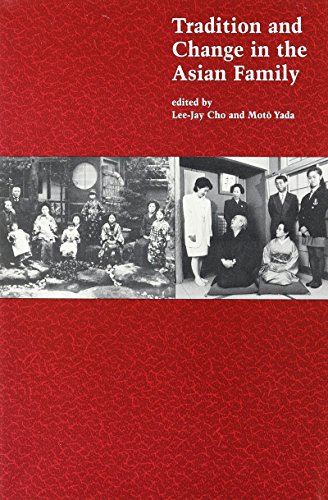 Imagen de archivo de Tradition and Change in the Asian Family a la venta por ThriftBooks-Atlanta