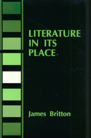 Imagen de archivo de Literature in Its Place a la venta por AwesomeBooks