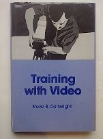 9780867291322: Training with Video (Video Bookshelf)