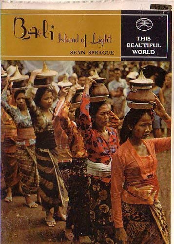Beispielbild fr Bali Island of Light zum Verkauf von COLLINS BOOKS