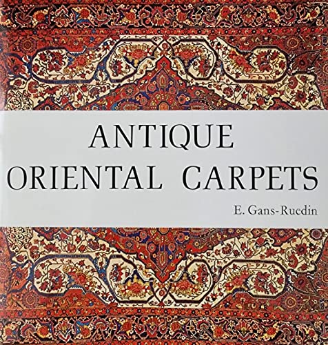 Imagen de archivo de Antique Oriental Carpets a la venta por ThriftBooks-Dallas