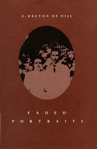 Imagen de archivo de Faded Portraits (Library of the Indies) a la venta por SecondSale