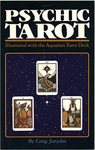 Beispielbild fr Psychic Tarot: Illustrated with the Aquarian Tarot Deck zum Verkauf von ThriftBooks-Atlanta