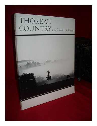 Imagen de archivo de Thoreau Country: Photographs and Text Selections from the Works of H. D. Thoreau a la venta por HPB Inc.