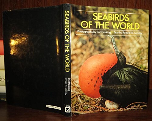 Beispielbild fr Seabirds of the World zum Verkauf von Michael Patrick McCarty, Bookseller