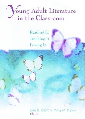 9780872071735: Young Adult Literature in the Classroom: Reading it, Teaching it, Loving it