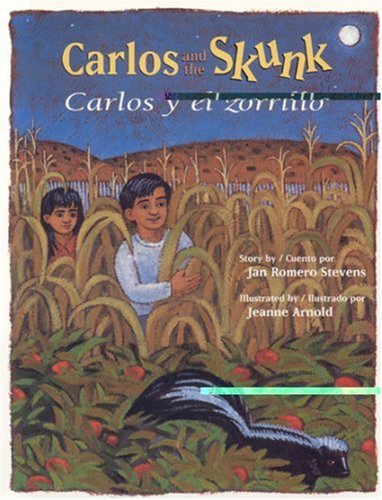Imagen de archivo de Carlos and the Skunk / Carlos y el zorrillo a la venta por BooksRun