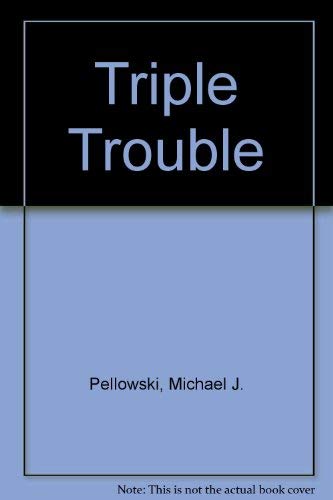 Beispielbild fr Triple Trouble zum Verkauf von Wonder Book