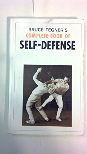 Beispielbild fr Complete Book of Self-Defense zum Verkauf von HPB-Red